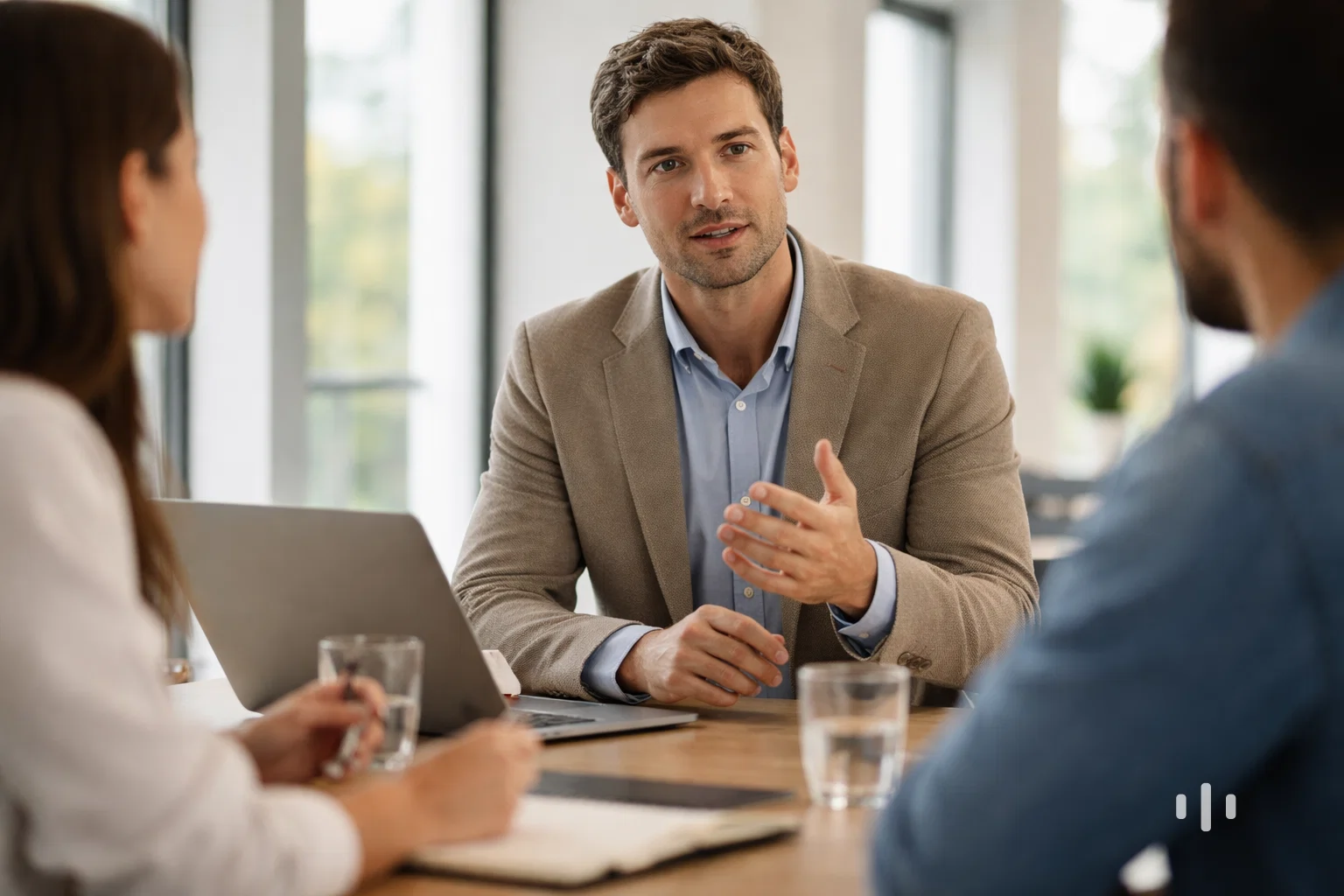 Le persone che parlano lentamente